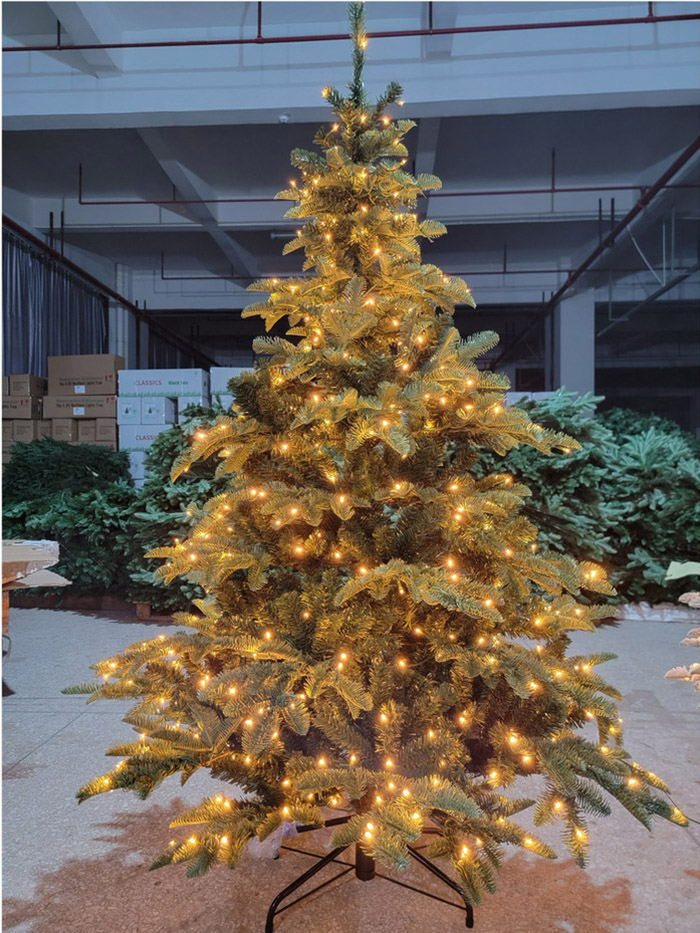 SYT70M062 7FT Deluxe ChristmasTree