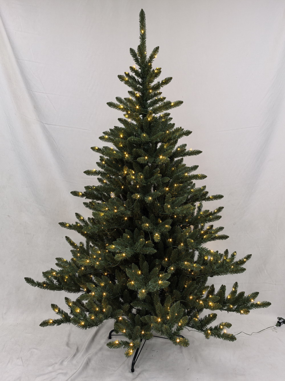 SYT70G332L 7FT PVC LED Lights tree