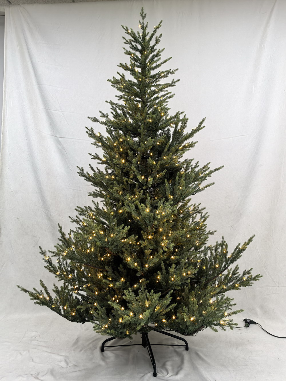 SYT76G318L 7.5ft PE/PVC LED Light tree